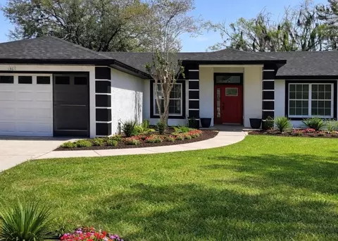 1367 Hensley Dr, Deland, FL 32724