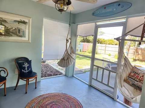 Exterior - 316 Alba St E, Venice, FL 34285 photo 1 of 5