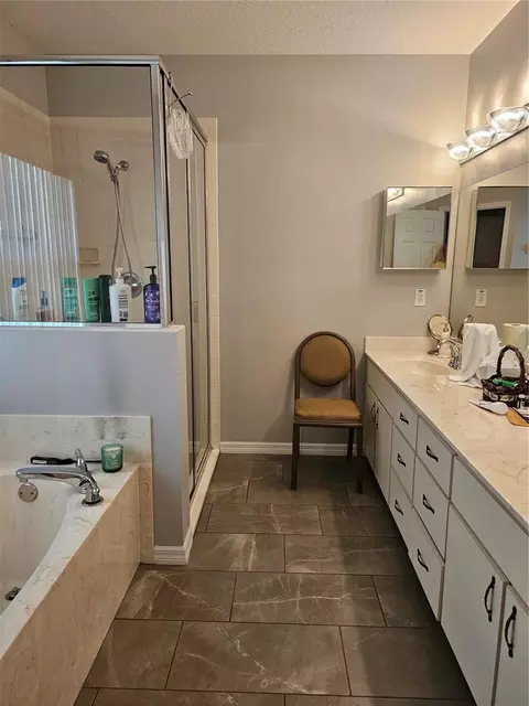 Bath - 5280 SW 88th Pl, Ocala, FL 34476 photo 1 of 9