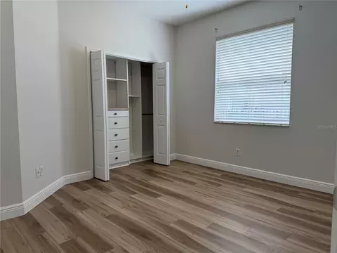 Bedroom - 345 Beacon Pointe Dr, Ocoee, FL 34761 photo 2 of 7