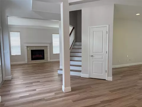 Living - 345 Beacon Pointe Dr, Ocoee, FL 34761 photo 4 of 16