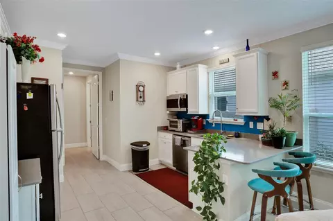 Entry Way - 363 Latrobe Ave, Saint Augustine, FL 32095 photo 2 of 2