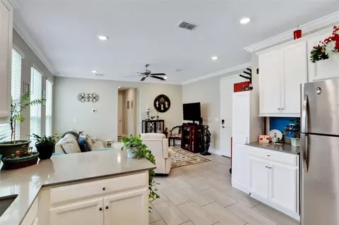 Kitchen - 363 Latrobe Ave, Saint Augustine, FL 32095 photo 4 of 11