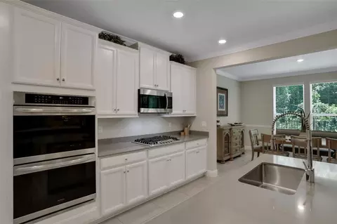 Kitchen - 363 Latrobe Ave, Saint Augustine, FL 32095 photo 10 of 11