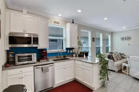 Kitchen - 363 Latrobe Ave, Saint Augustine, FL 32095 photo 3 of 11