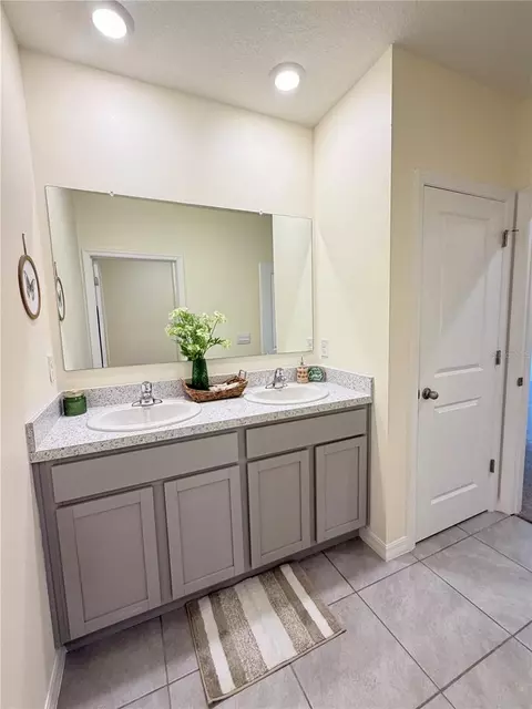 Bath - 39 Hickory Course Way, Ocala, FL 34472 photo 3 of 5