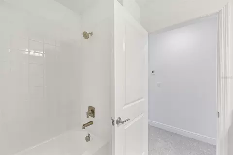 Bath - 4458 Sunset Garden St, Bradenton, FL 34210 photo 5 of 5