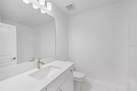 Bath - 4458 Sunset Garden St, Bradenton, FL 34210 photo 3 of 5