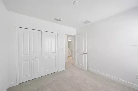 Bedroom - 4458 Sunset Garden St, Bradenton, FL 34210 photo 8 of 8