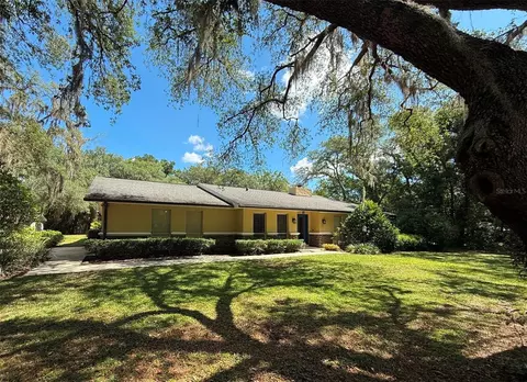 8125 Lake Ross Ln, Sanford, FL 32771