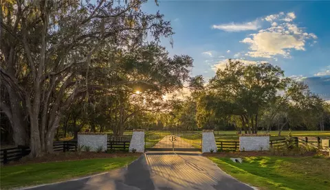 17197 SW 11 Ct, Newberry, FL 32669