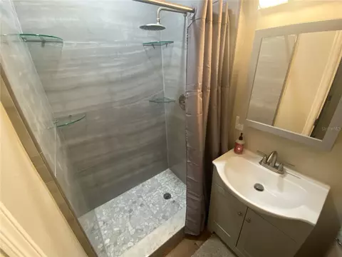 Bath - 1645 Spring Garden Dr, Astor, FL 32102 photo 2 of 6