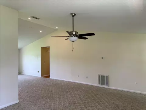 Living - 5 Hickory Loop, Ocala, FL 34472 photo 4 of 7