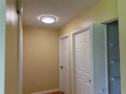 Entry Way - 5 Hickory Loop, Ocala, FL 34472 photo 3 of 3