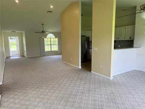 Living - 5 Hickory Loop, Ocala, FL 34472 photo 5 of 7
