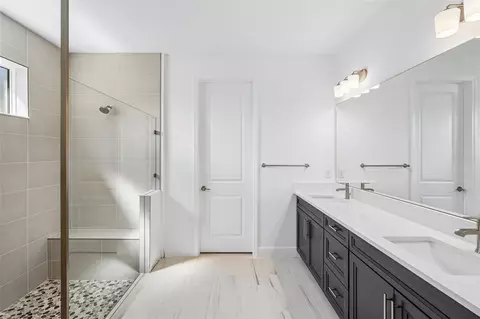 Bath - 3769 142nd Ter E, Parrish, FL 34219 photo 4 of 7