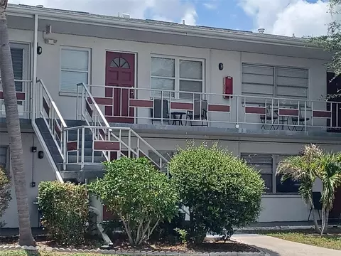 5920 18th St N #6, Saint Petersburg, FL 33714