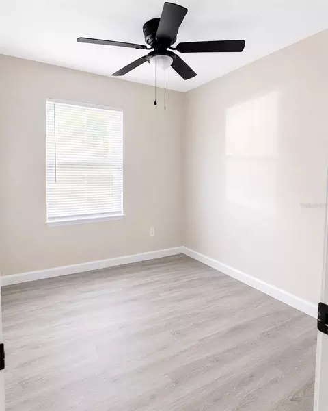 Bedroom - 1090 E Bay St, Bartow, FL 33830 photo 2 of 4