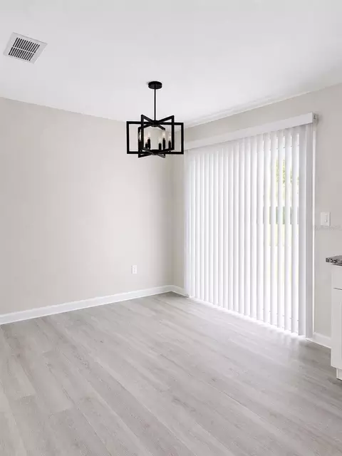 Dining - 1090 E Bay St, Bartow, FL 33830 photo 1 of 1