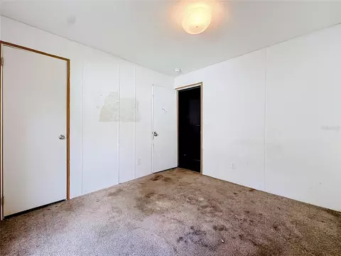 Bedroom - 21420 NE 41st St, Williston, FL 32696 photo 3 of 11