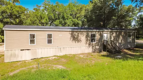 Exterior - 21420 NE 41st St, Williston, FL 32696 photo 3 of 6