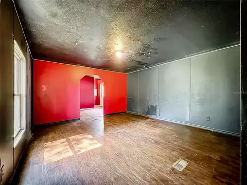 Living - 21420 NE 41st St, Williston, FL 32696 photo 1 of 5