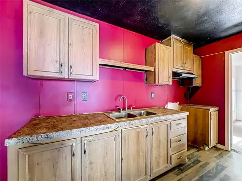 Kitchen - 21420 NE 41st St, Williston, FL 32696 photo 1 of 2