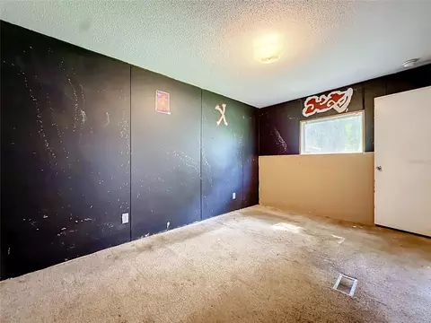 Bedroom - 21420 NE 41st St, Williston, FL 32696 photo 6 of 11