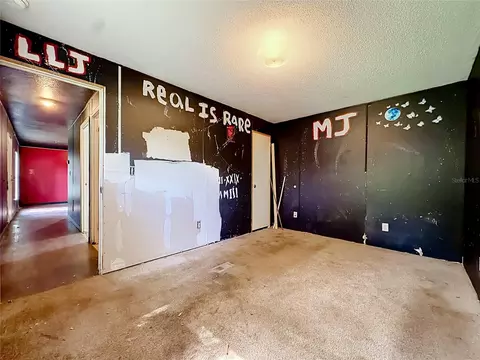 Bedroom - 21420 NE 41st St, Williston, FL 32696 photo 4 of 11