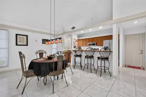 Dining - 21 Townhill Dr, Eustis, FL 32726 photo 1 of 2