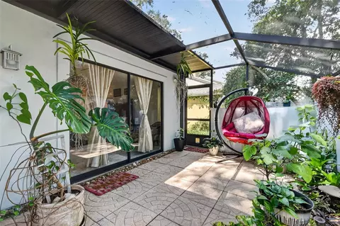 Exterior - 21 Townhill Dr, Eustis, FL 32726 photo 5 of 8
