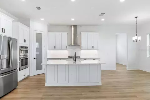 Kitchen - 17536 Macarthur Loop, Venice, FL 34293 photo 1 of 2