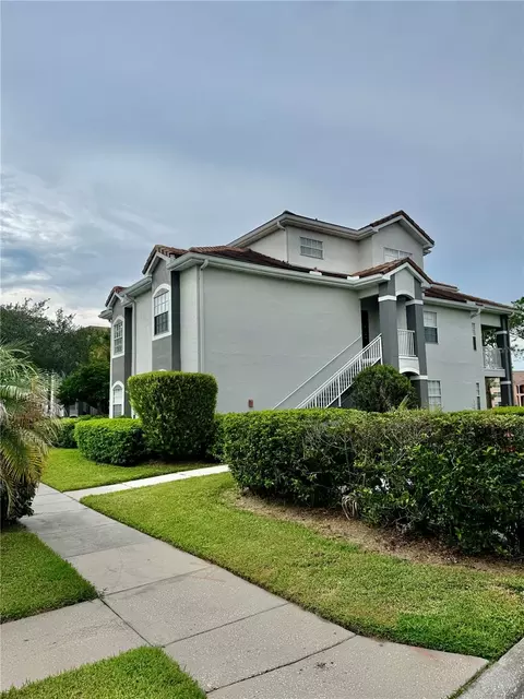 14049 Fairway Island Dr #124, Orlando, FL 32837