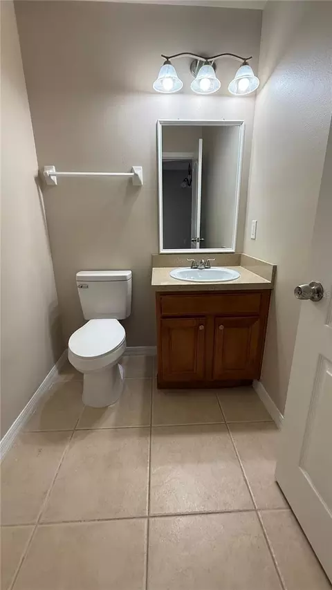 Bath - 7108 Five Oaks Dr, Harmony, FL 34773 photo 7 of 7