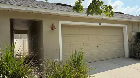 Exterior - 7108 Five Oaks Dr, Harmony, FL 34773 photo 4 of 12