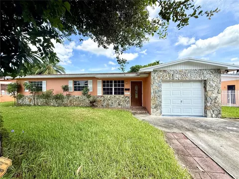 2241 NW 190th Ter, Miami Gardens, FL 33056