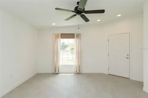 Living - 3512 Elliott Pl, Bartow, FL 33830 photo 1 of 5