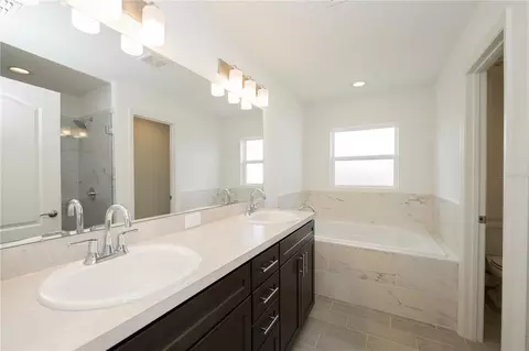 Bath - 3512 Elliott Pl, Bartow, FL 33830 photo 2 of 4