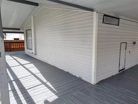 Exterior - 24304 Maxwell St, Astor, FL 32102 photo 2 of 6