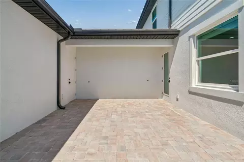 Exterior - 17906 Broadleaf Loop, Venice, FL 34293 photo 2 of 3