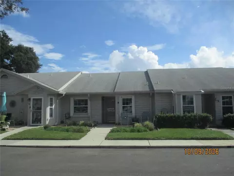 6464 Sandpipers Dr #2, Lakeland, FL 33809