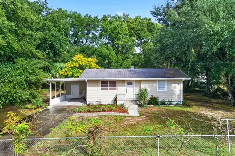 210 Nebraska Ave, Leesburg, FL 34748