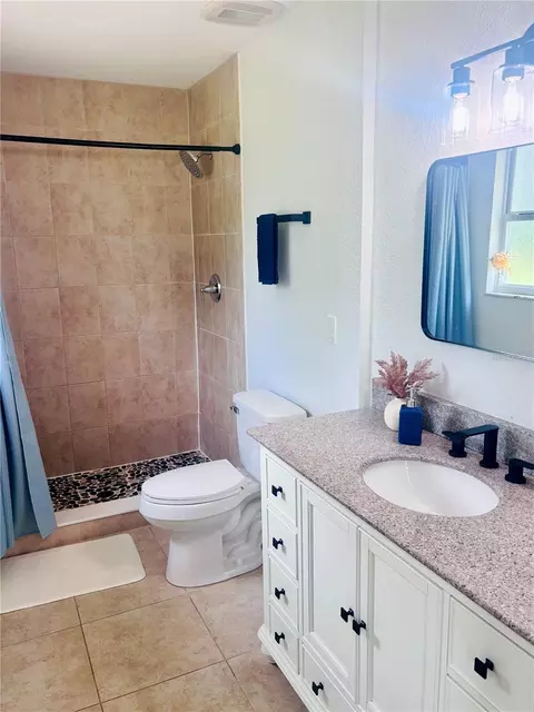 Bath - 30 Sapphire Way, Ocala, FL 34472 photo 2 of 3