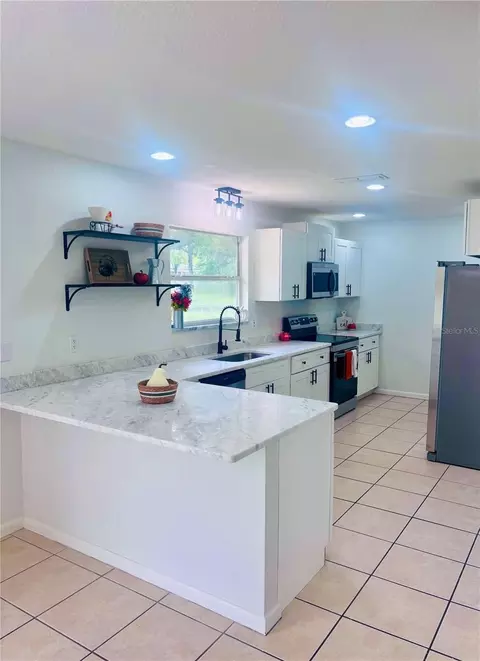 Kitchen - 30 Sapphire Way, Ocala, FL 34472 photo 1 of 3