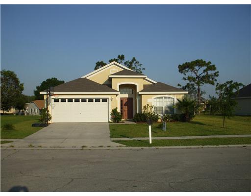 1330 Creekview Ct, Saint Cloud, FL 34772 photo 1