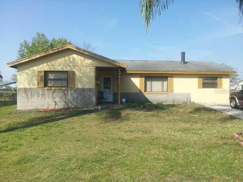 206 Vermont Ave, Saint Cloud, FL 34769 photo 1