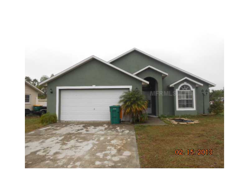 120 Lakeview Dr, Saint Cloud, FL 34769 photo 1