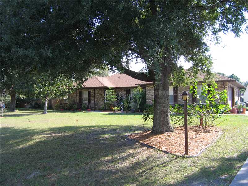 1405 Beechwood Dr, Saint Cloud, FL 34772 photo 1