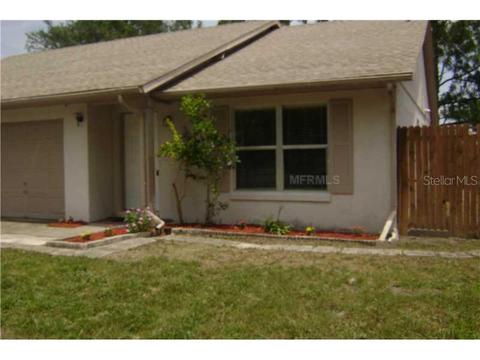 2425 Pear Tree Ct, Orlando, FL 32807 photo 1