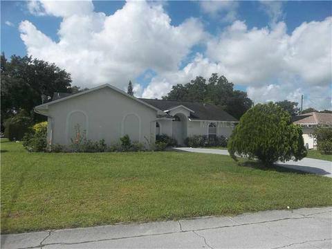 2301 11th St, Saint Cloud, FL 34769 photo 1
